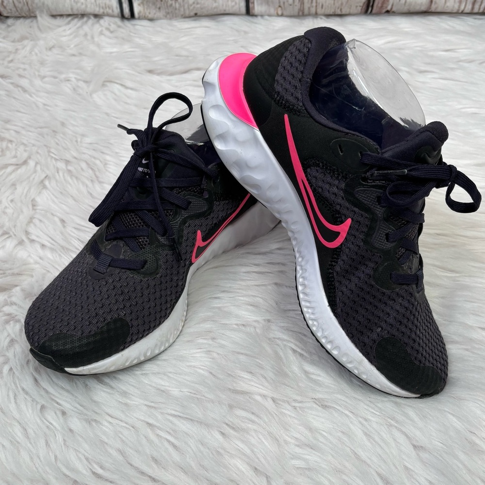 Nike Renew Run 2 Trainers Women’s Running Shoes Sneakers 7.5 Purple‎ Pink Swoosh
